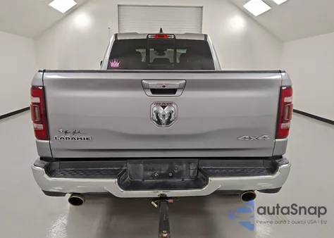 2020 Ram 1500 Laramie z USA, uszkodzony, nr VIN 1C6SRFDT3LN124865